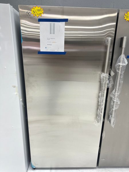 19 Cu. Ft. Single-Door Refrigerator